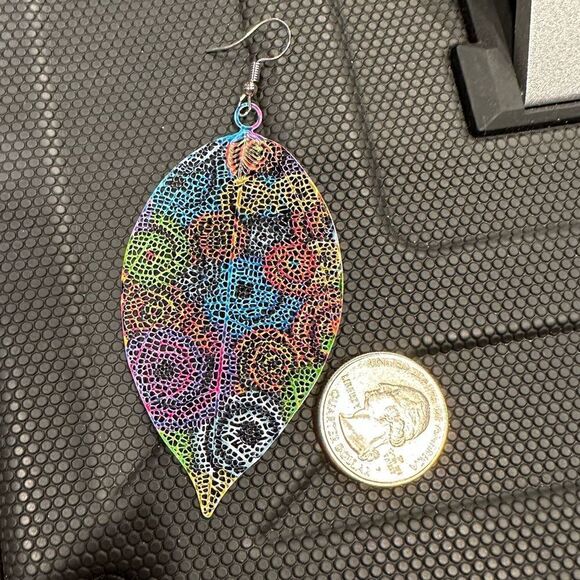 Hollow leaf dangle earrings hook - Picture 4 of 9